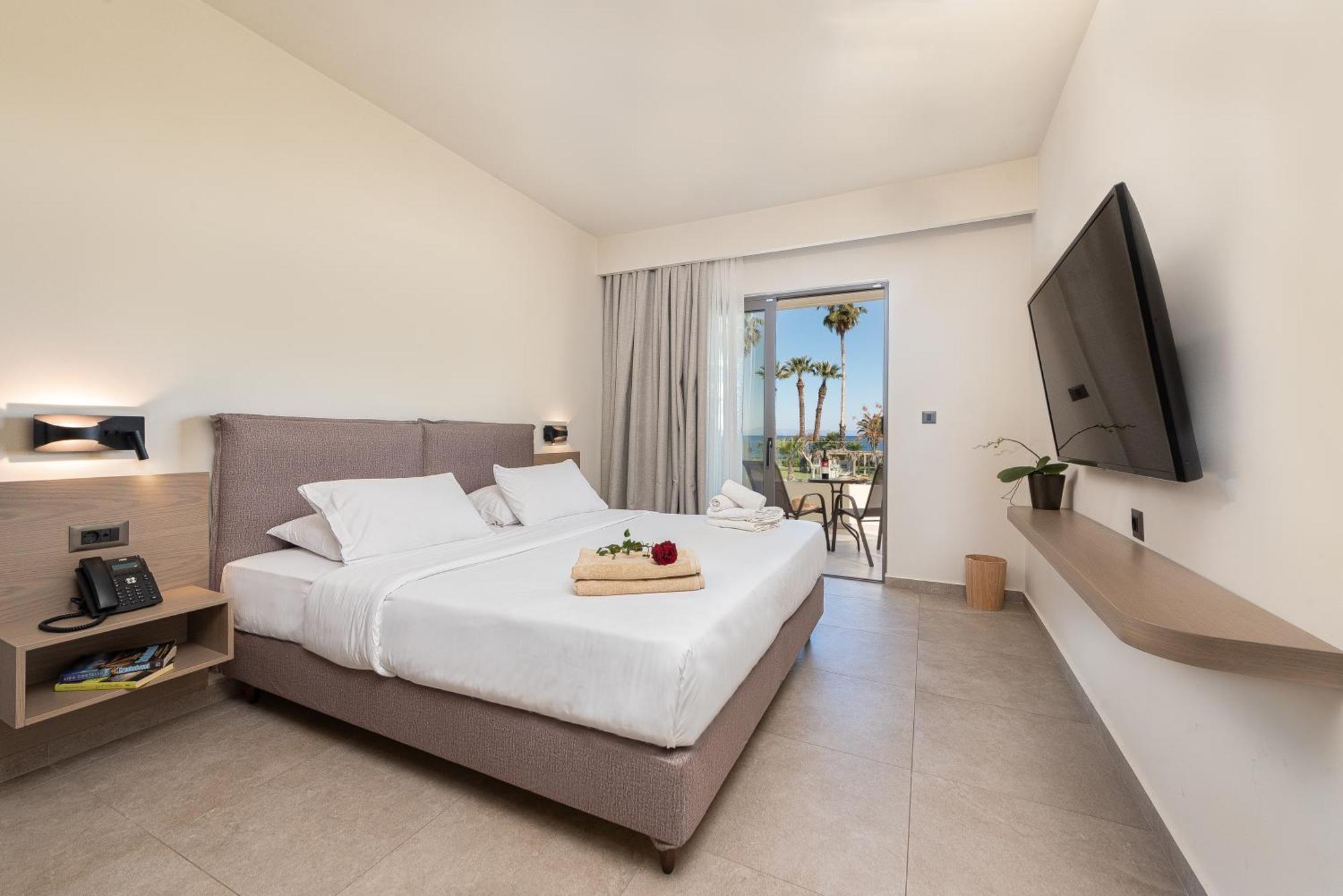 Ixia Dream Hotel - Adults Only Екстериор снимка
