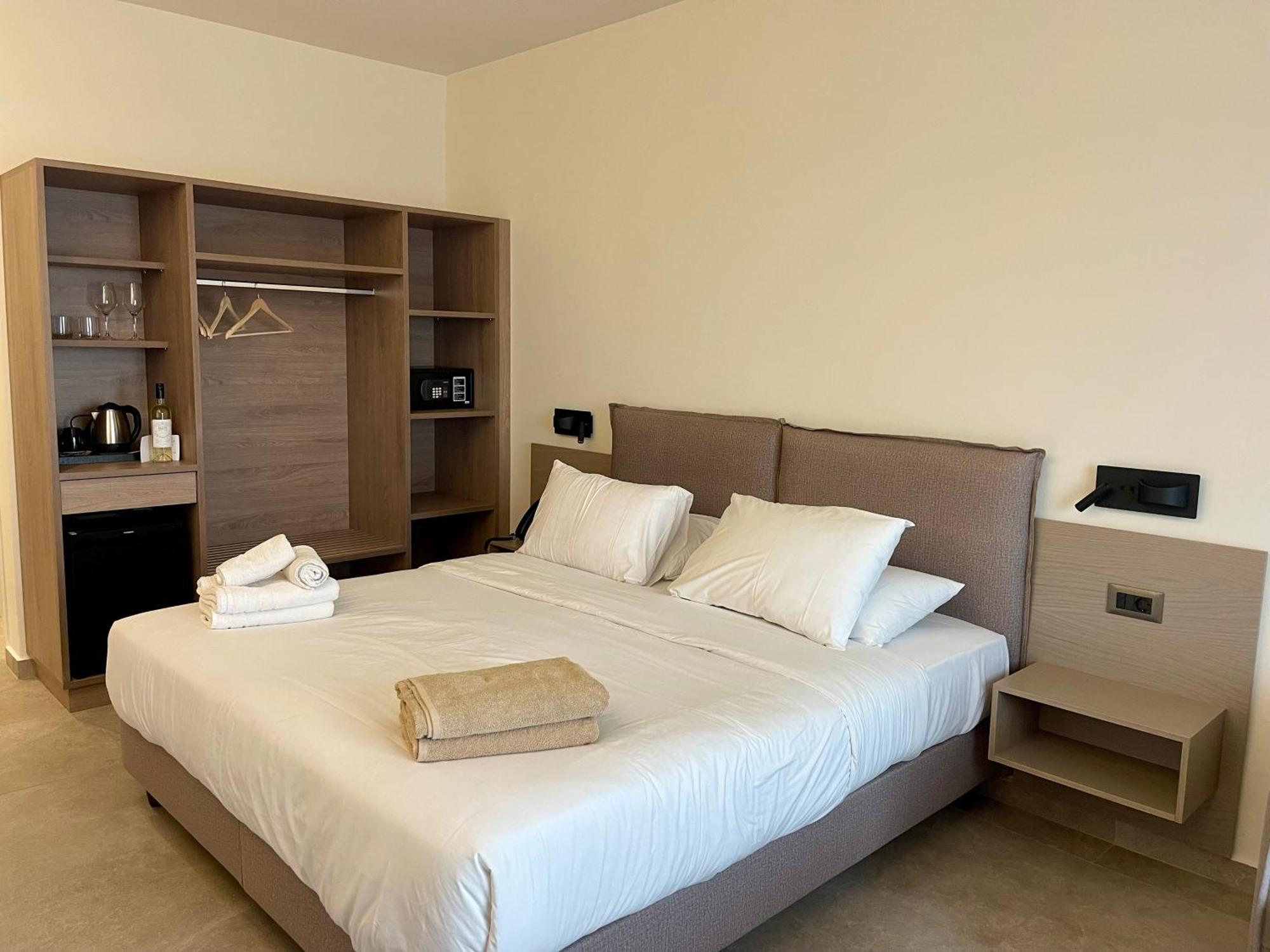 Ixia Dream Hotel - Adults Only Екстериор снимка