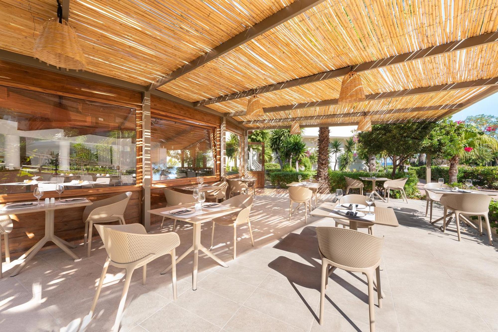 Ixia Dream Hotel - Adults Only Екстериор снимка